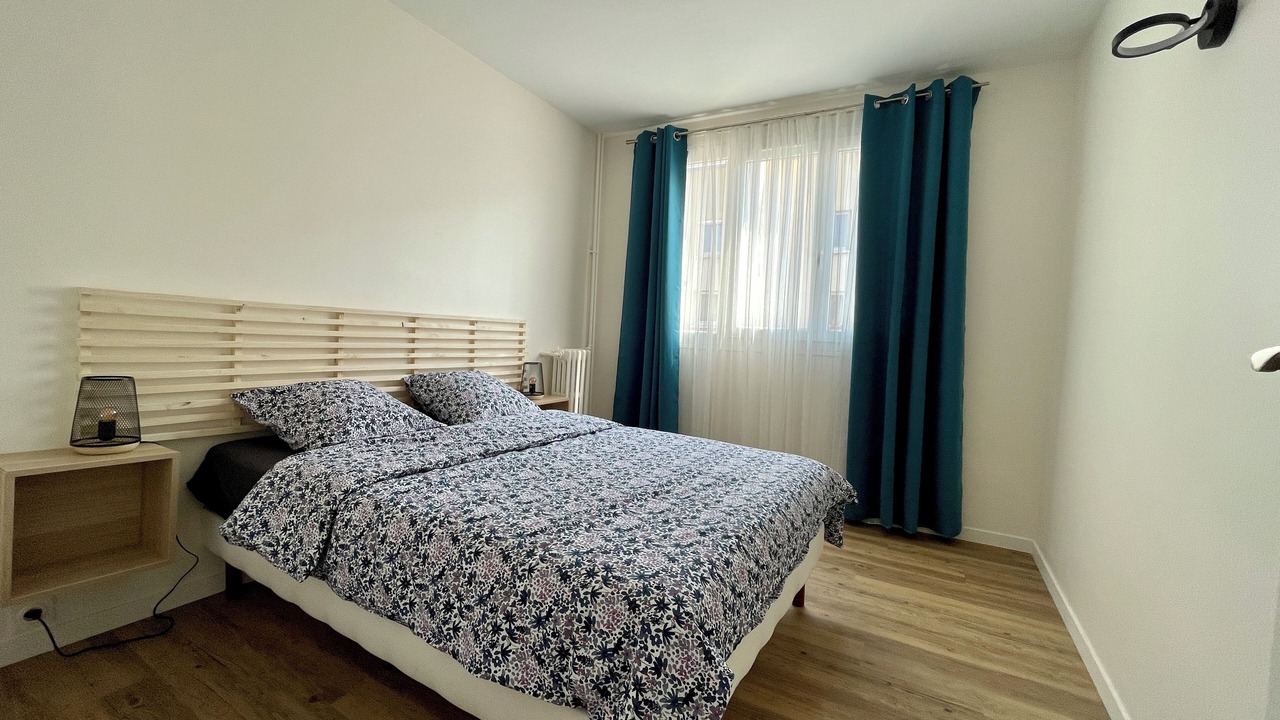 Photo of Bedroom in Villemomble