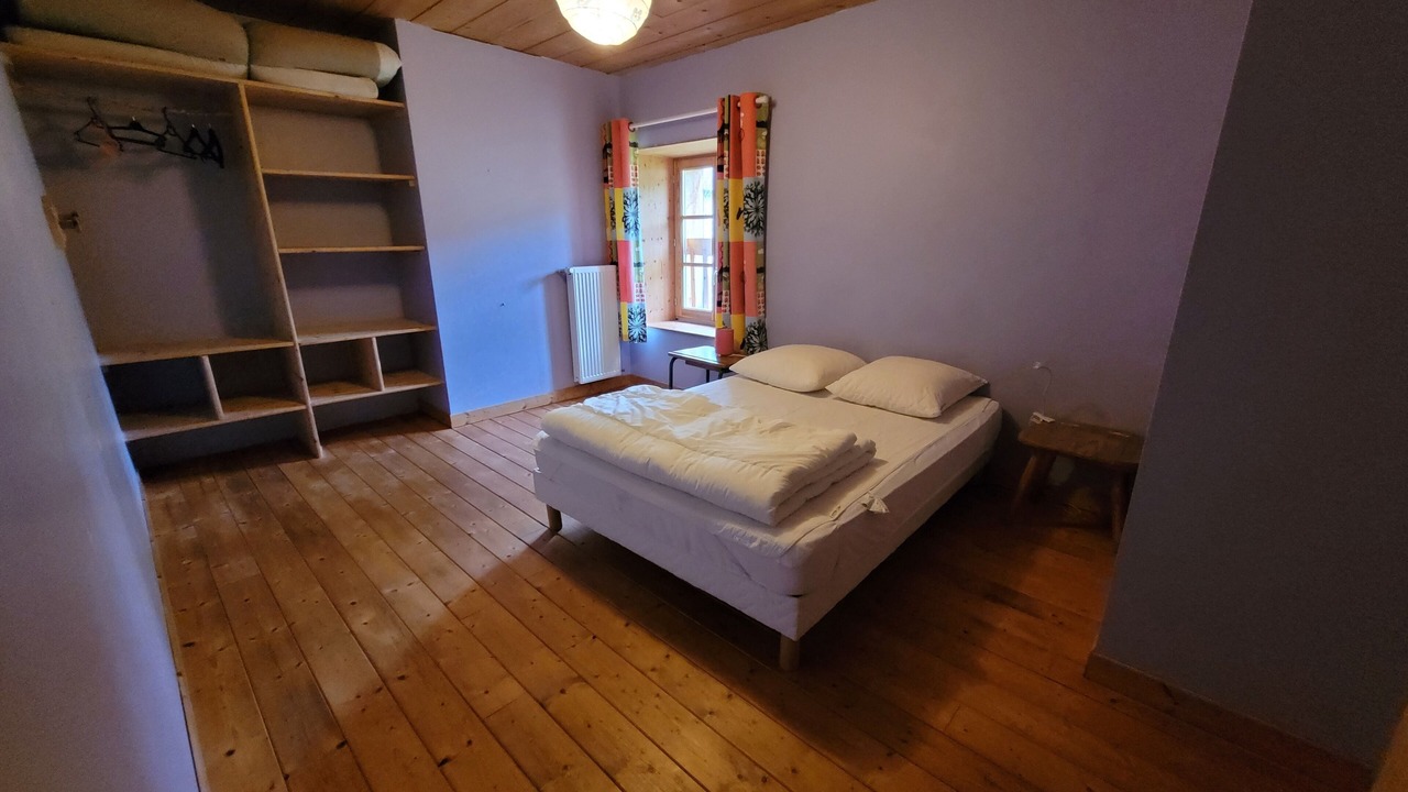 Photo of Bedroom in Saint-Claude