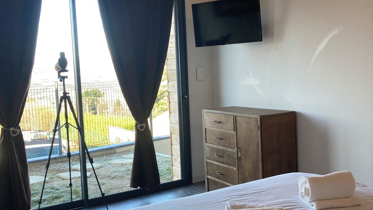 Photo of Bedroom in Saint-Barthelemy-le-Plain
