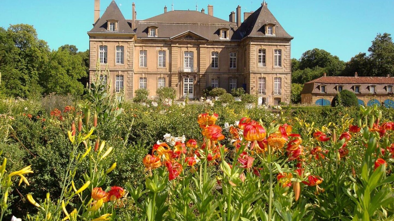 Photo of Outdoor in Manom