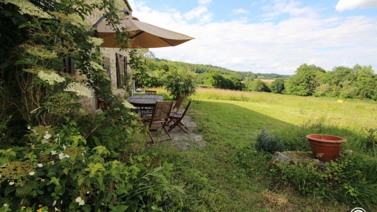 Photo of Outdoor in Saint-Martin-du-Puy