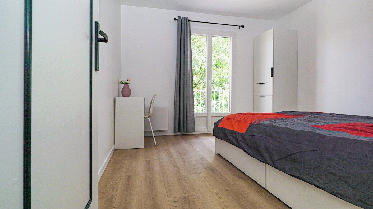 Photo of Bedroom in Bagneux