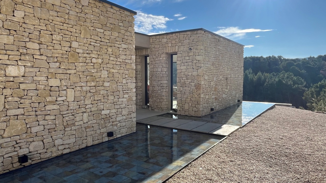 Photo of Outdoor in Malemort-du-Comtat