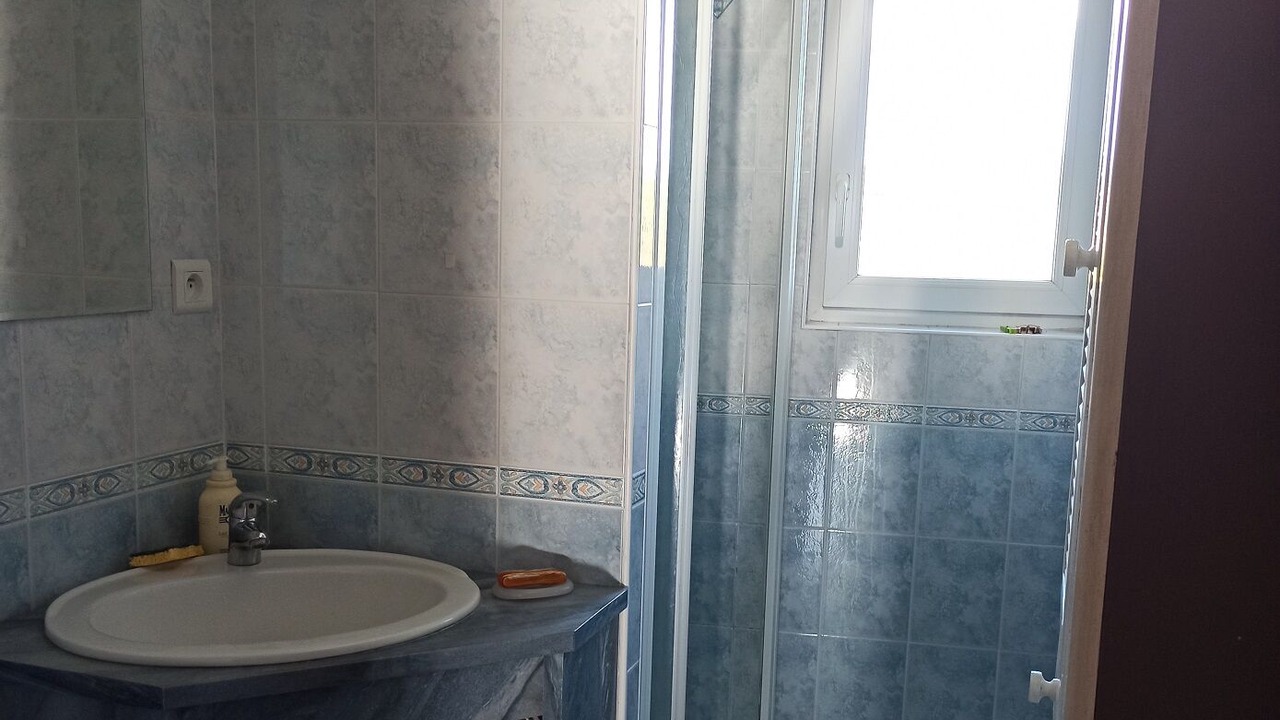 Photo of Bathroom in Le Buisson