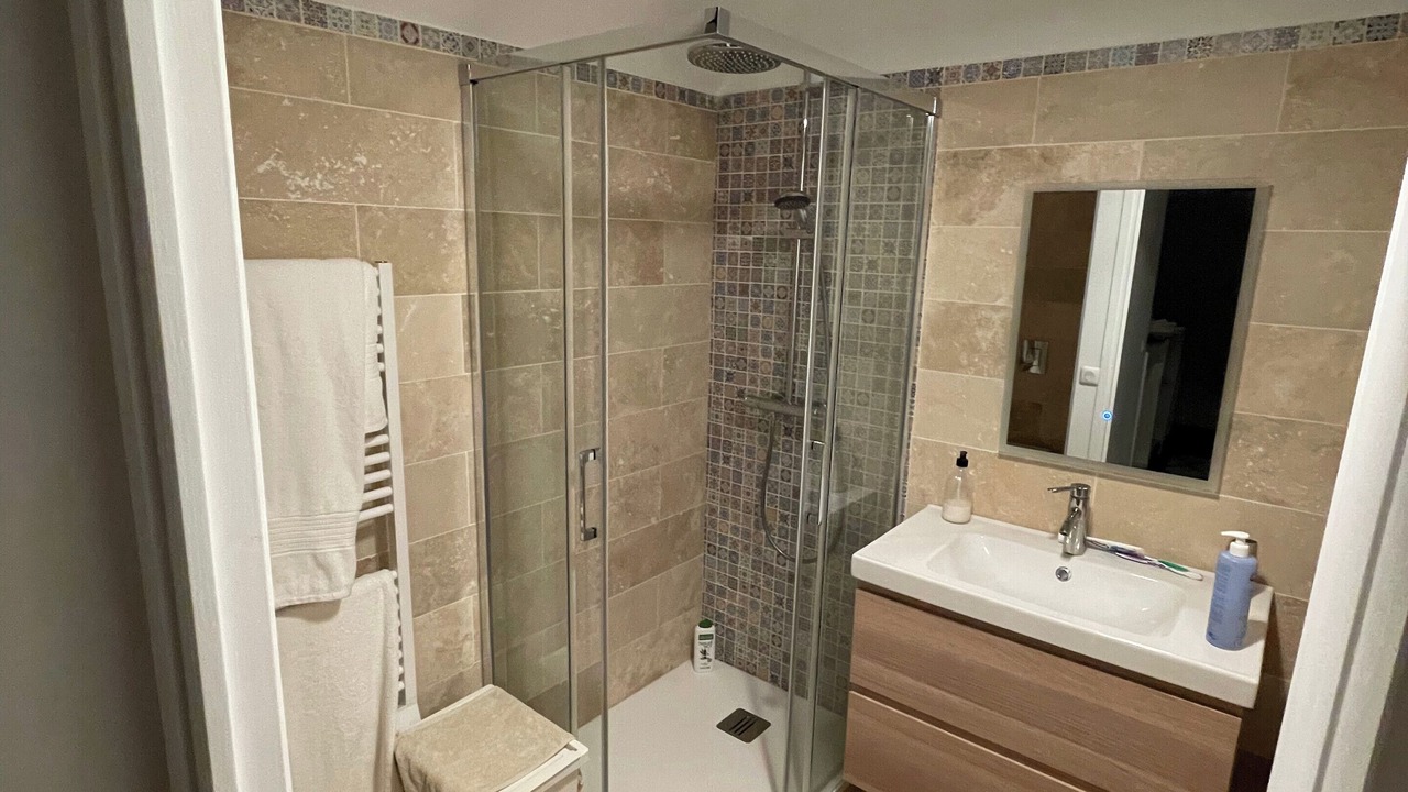 Photo of Bathroom in Blacy