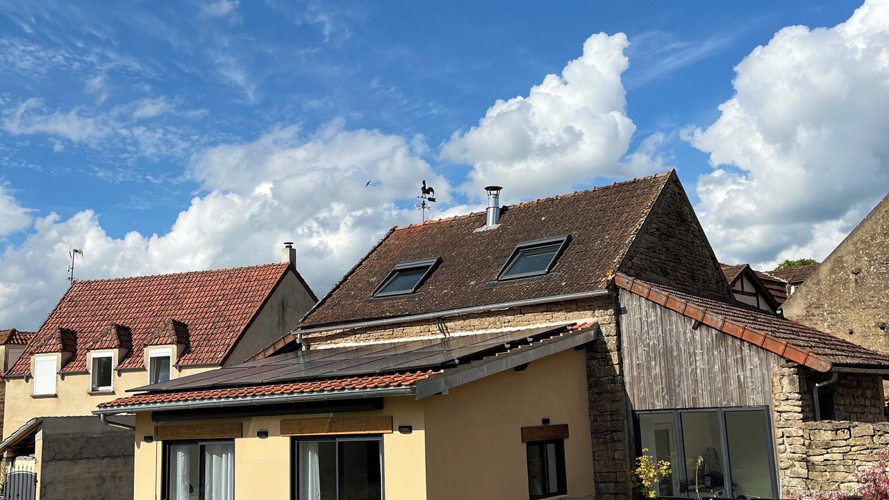 Photo of Outdoor in Blacy