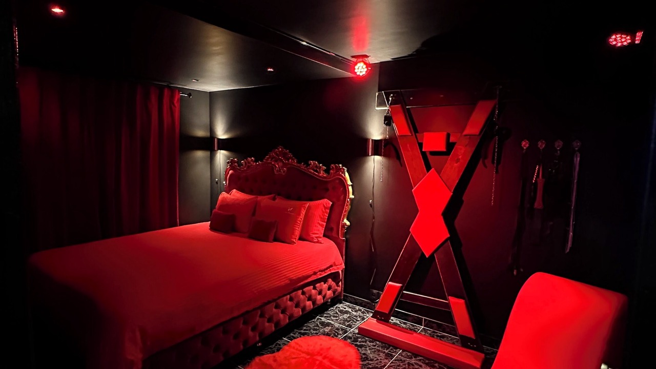Photo of Bedroom in Villeneuve-le-Roi