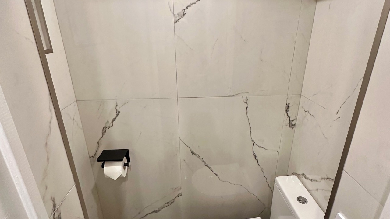 Photo of Bathroom in Villeneuve-le-Roi