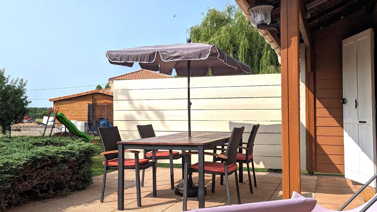 Photo of Outdoor in Pesmes