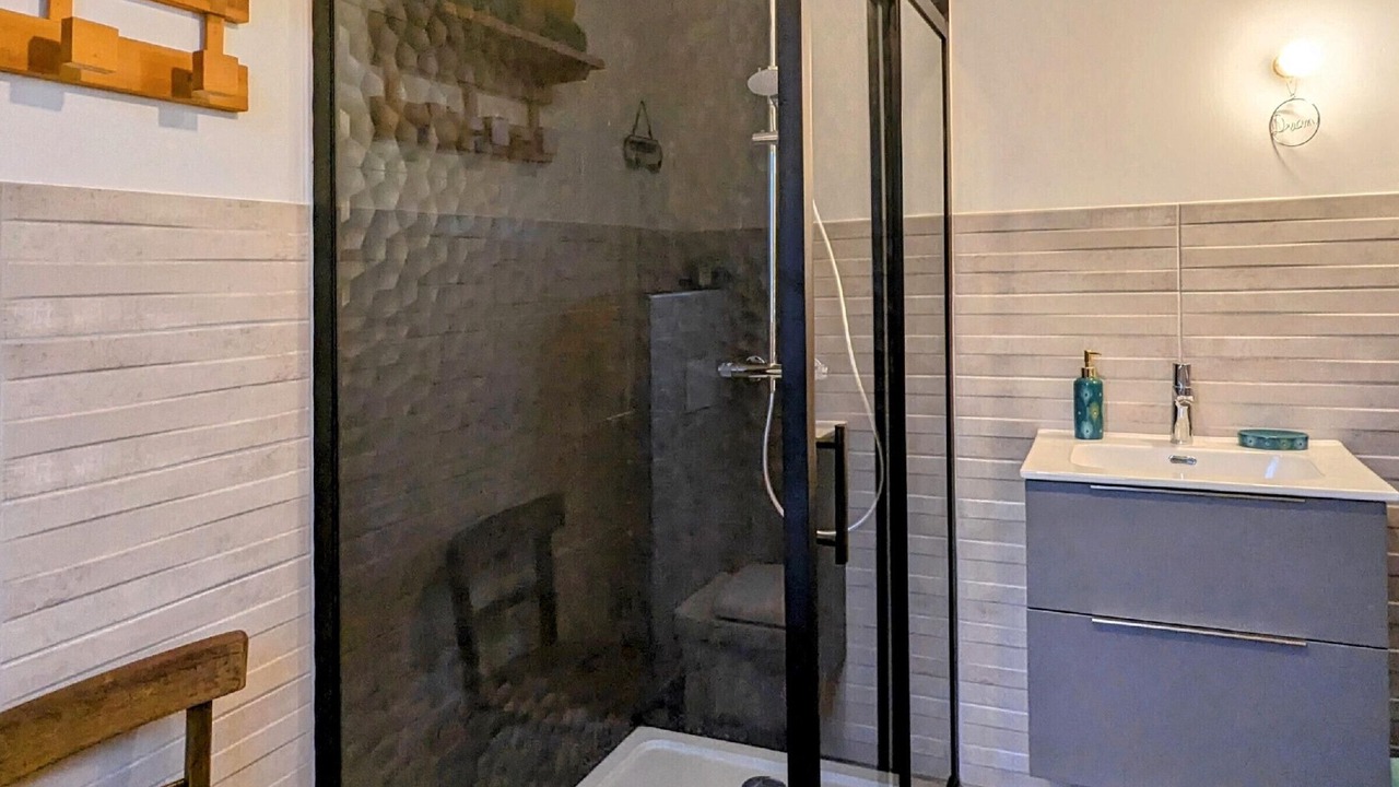 Photo of Bathroom in Amage