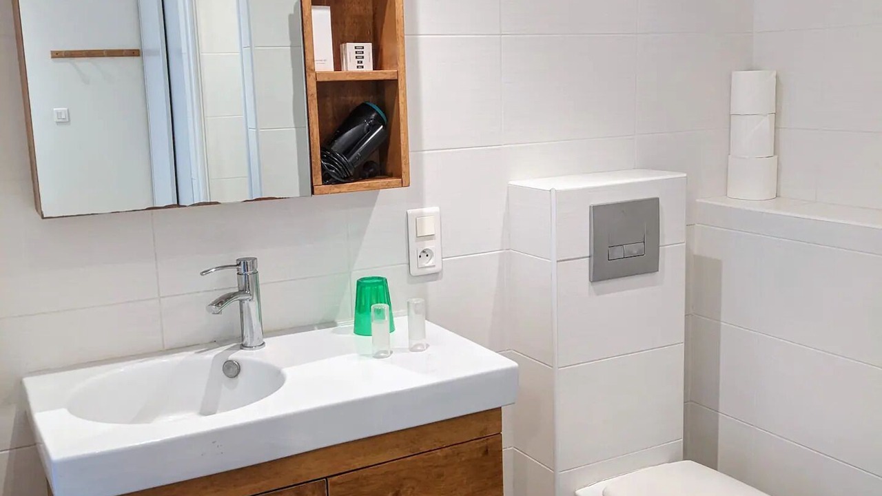 Photo of Bathroom in Petit-Ivry