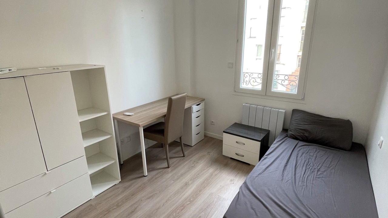 Photo of Bedroom in Villejuif