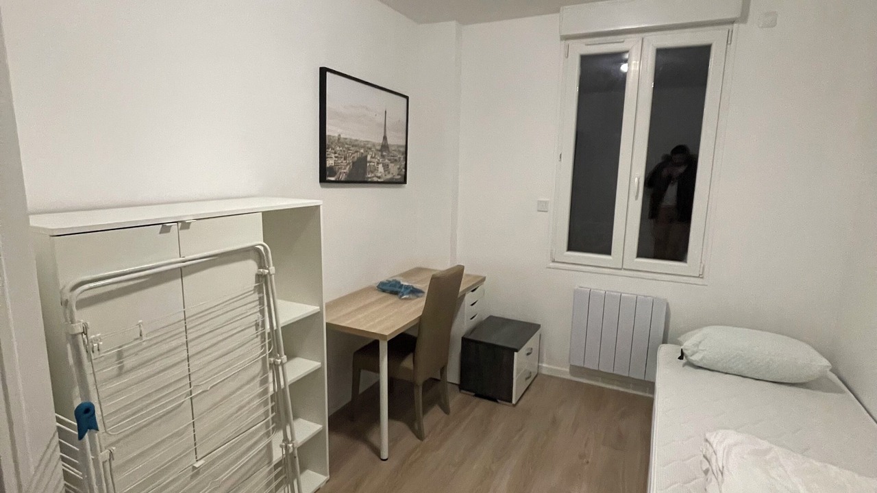 Photo of Bedroom in Villejuif