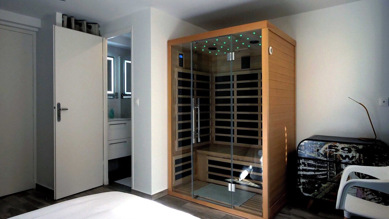 Photo of Bedroom in Orly