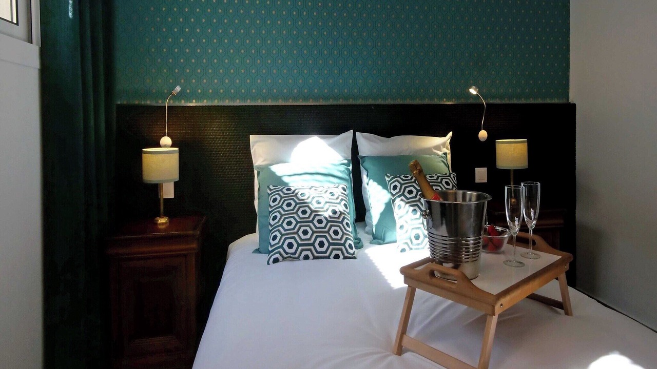 Photo of Bedroom in Orly