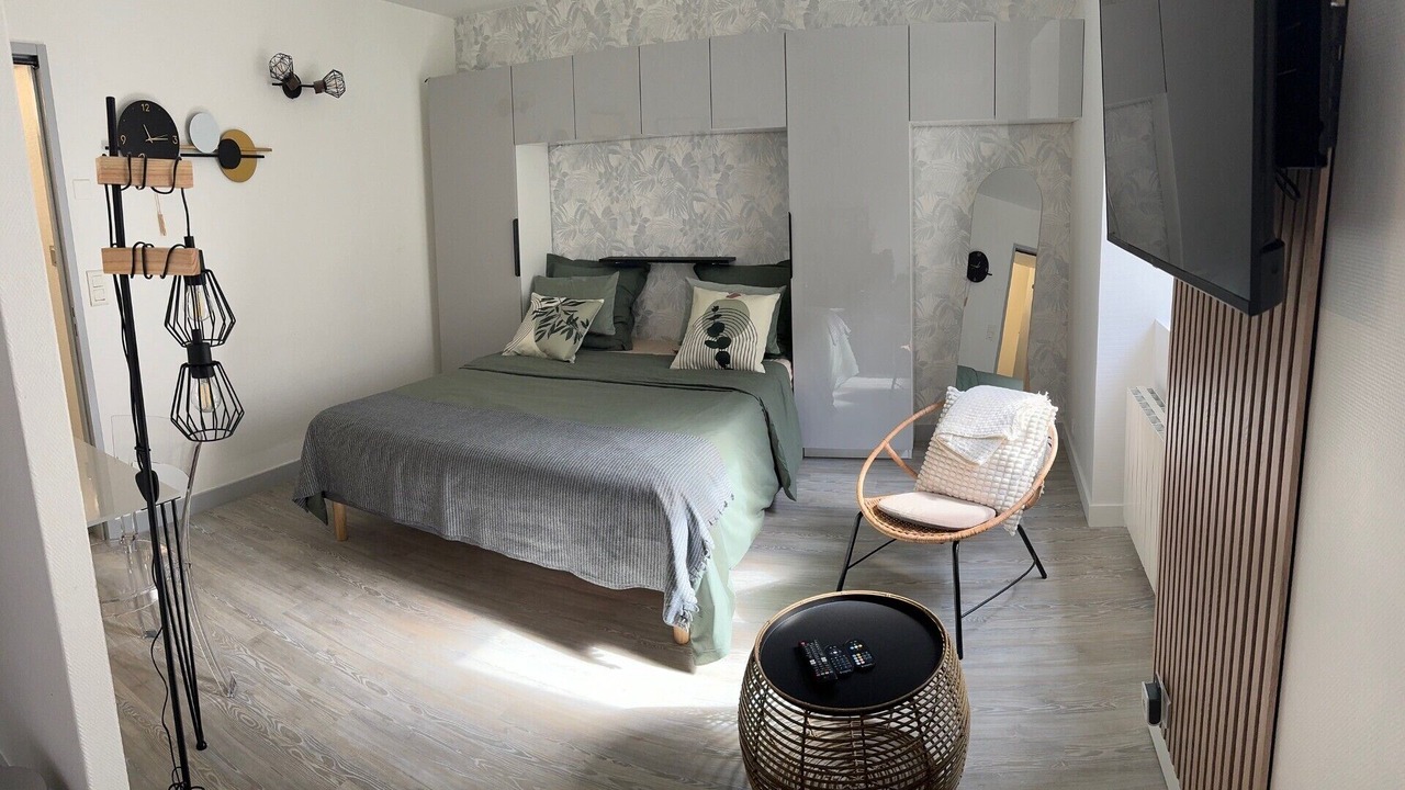 Photo of Bedroom in Besancon Old Town