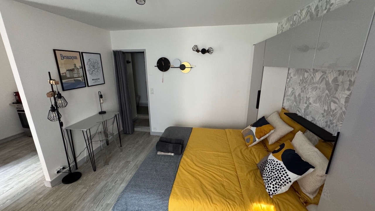 Photo of Bedroom in Besancon Old Town