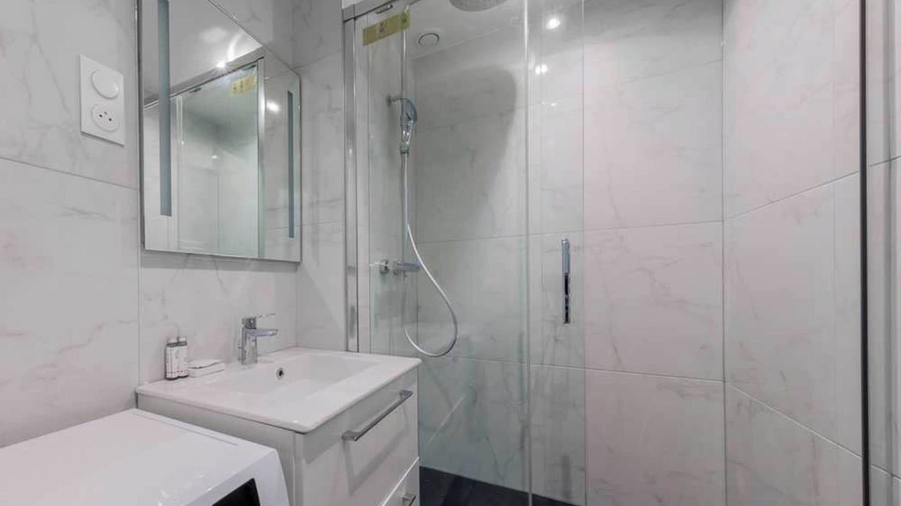 Photo of Bathroom in Notre-Dame-des-Champs