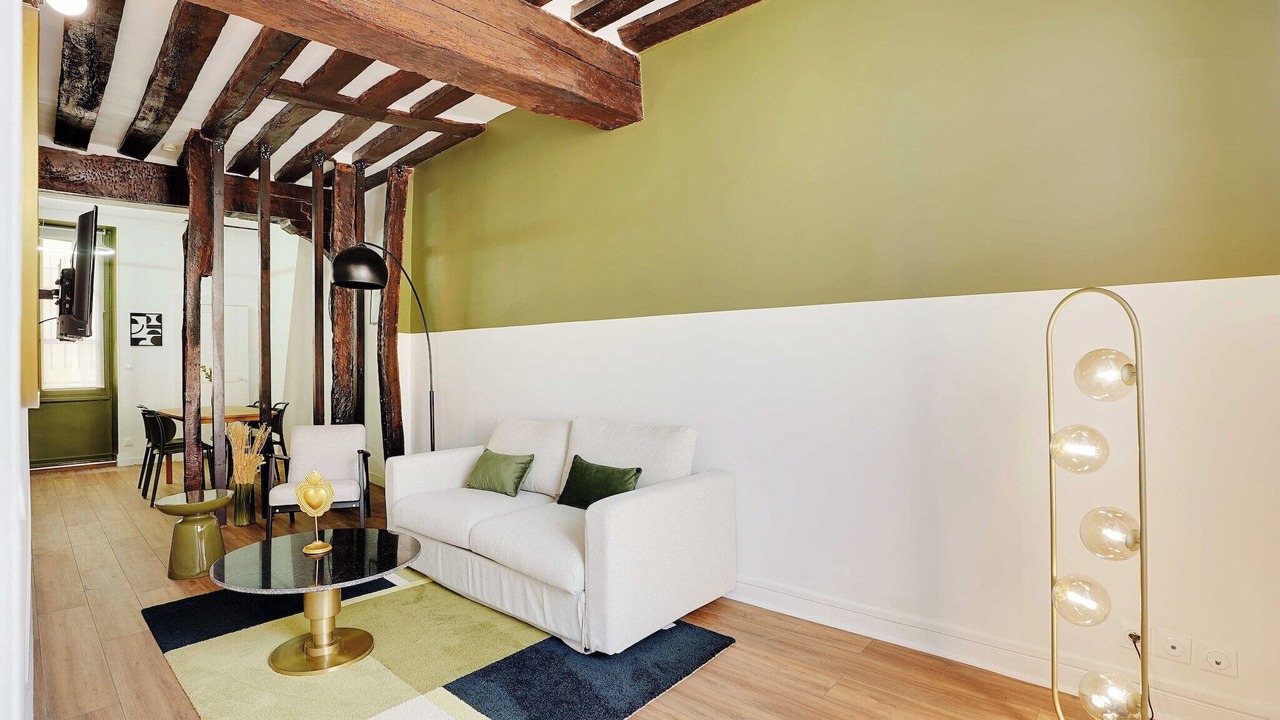 Photo of Livingroom in Notre-Dame-des-Champs