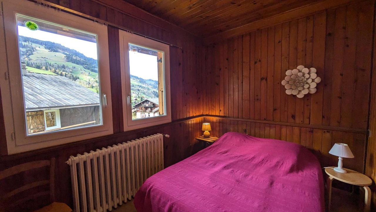 Photo of Bedroom in Areches