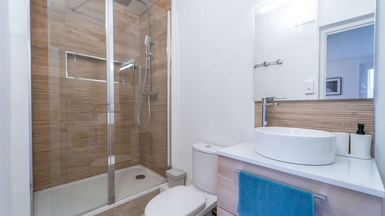 Photo of Bathroom in Port-Aviation