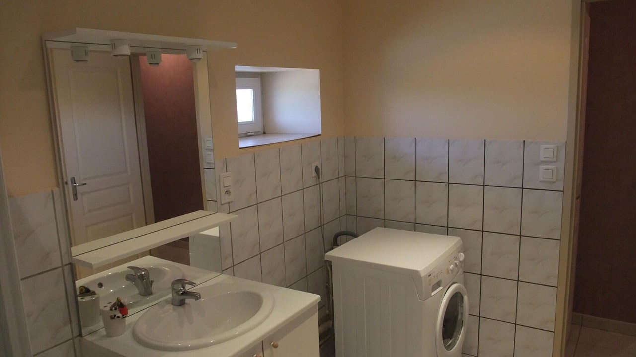 Photo of Bathroom in La Villedieu-en-Fontenette