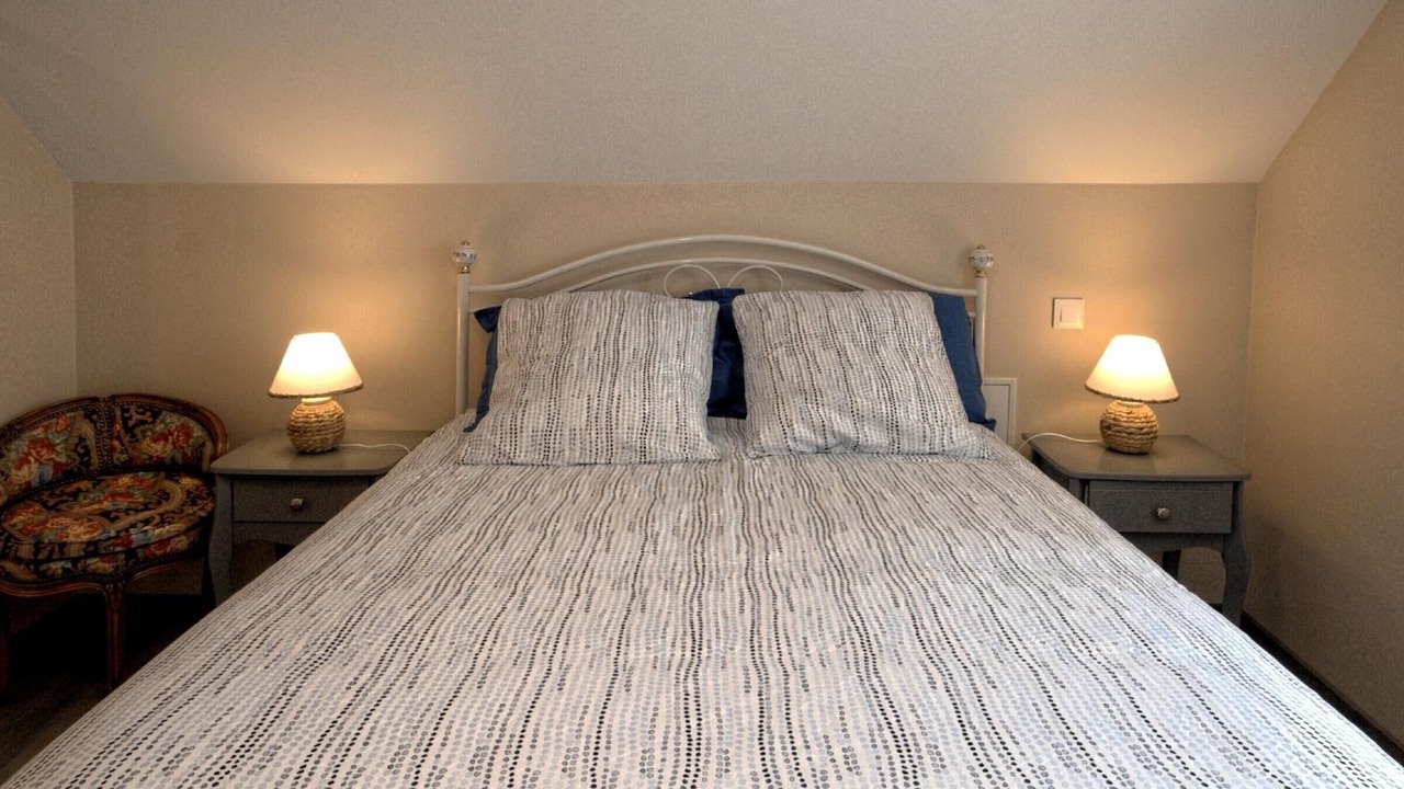 Photo of Bedroom in Montagney