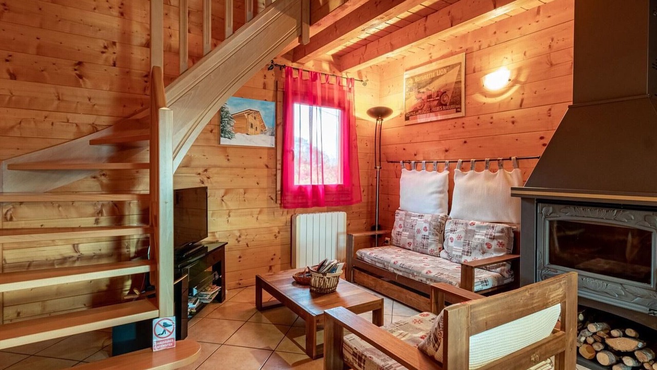 Photo of Livingroom in Etobon