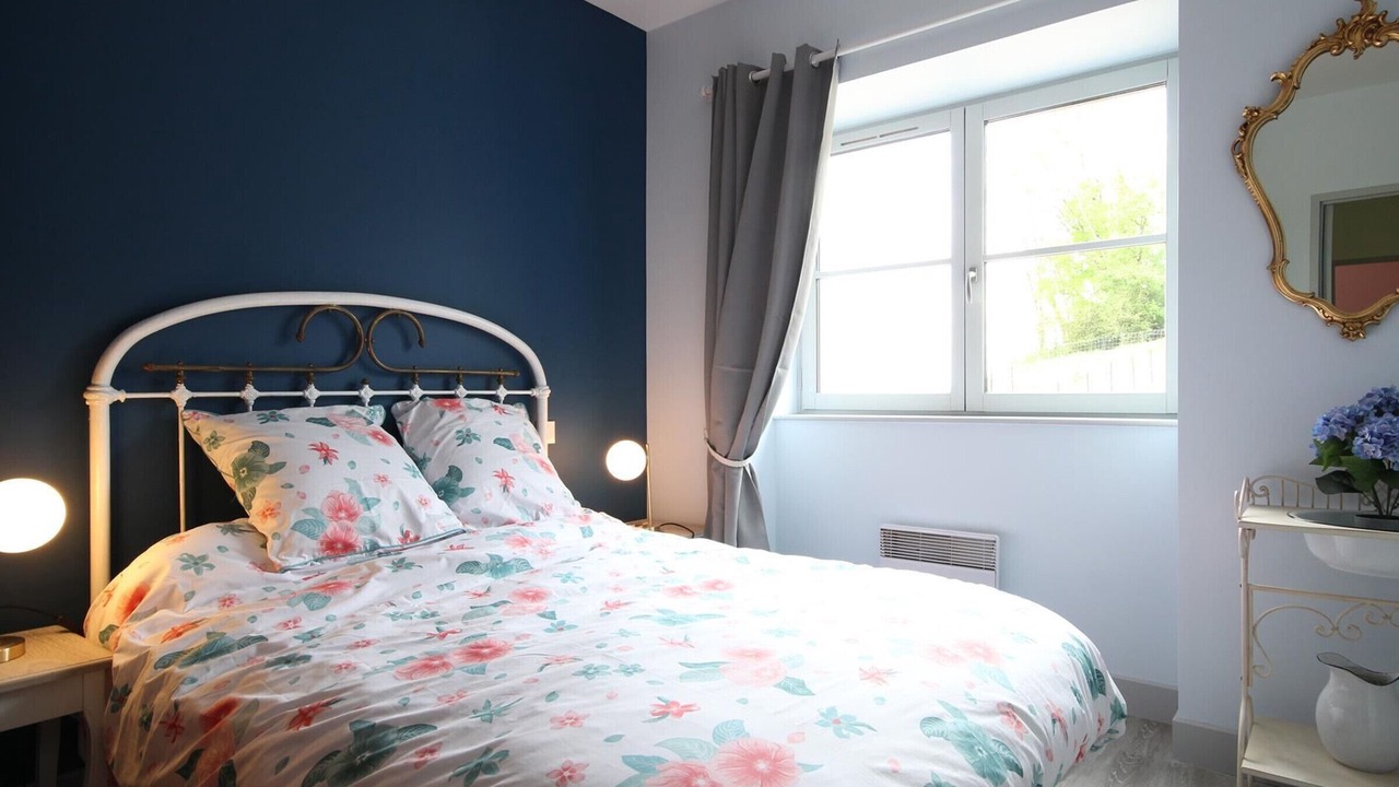 Photo of Bedroom in Gy