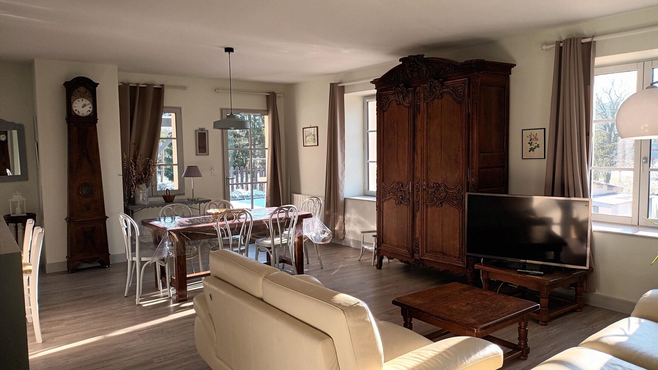 Photo of Livingroom in Gy