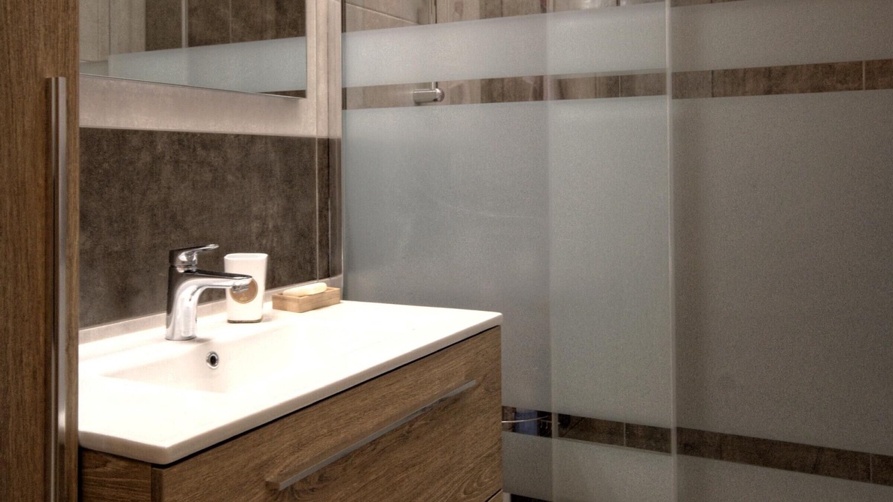 Photo of Bathroom in Montagney