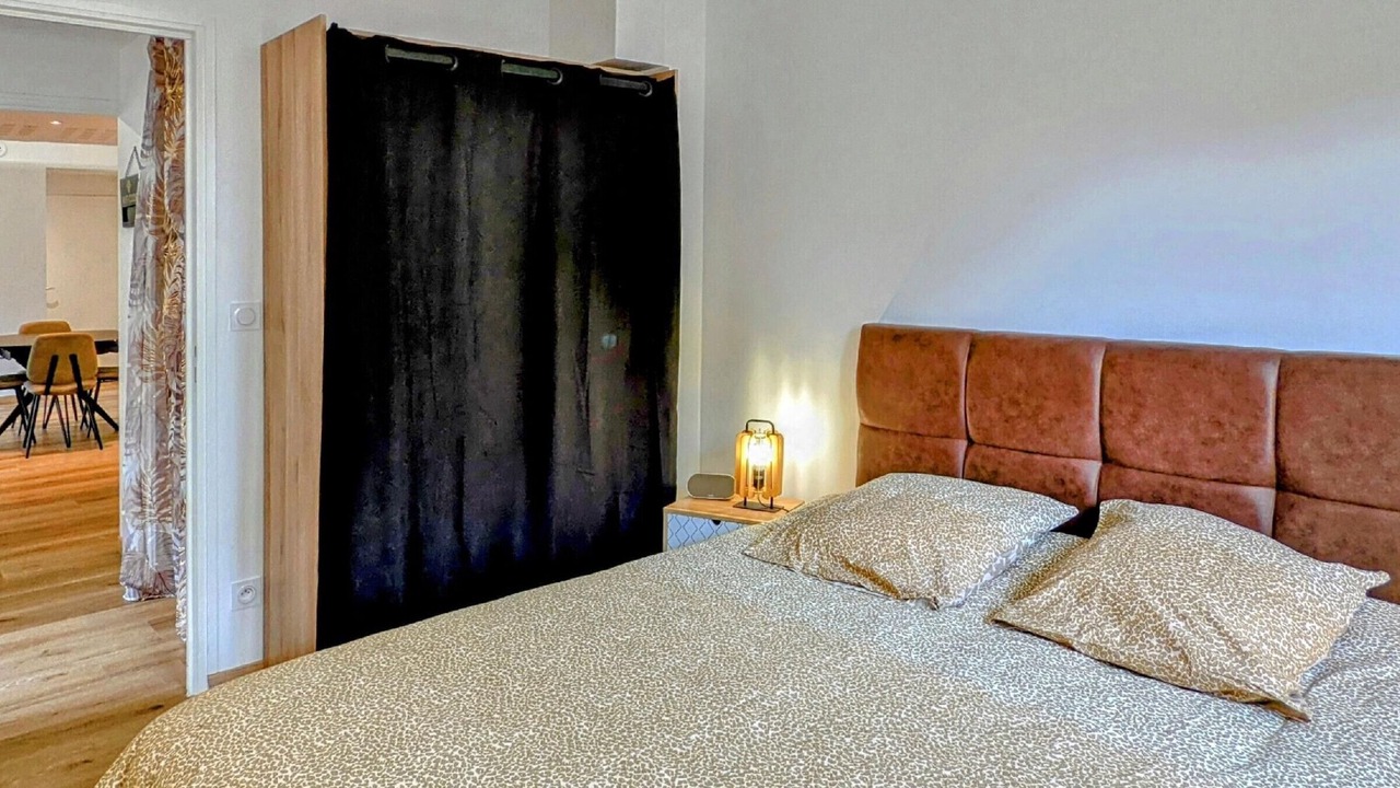 Photo of Bedroom in Vesoul