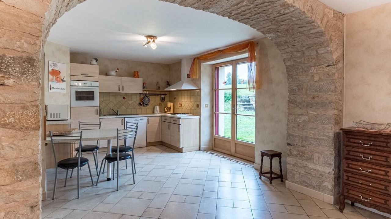 Photo of Kitchen in Dampierre-sur-Linotte