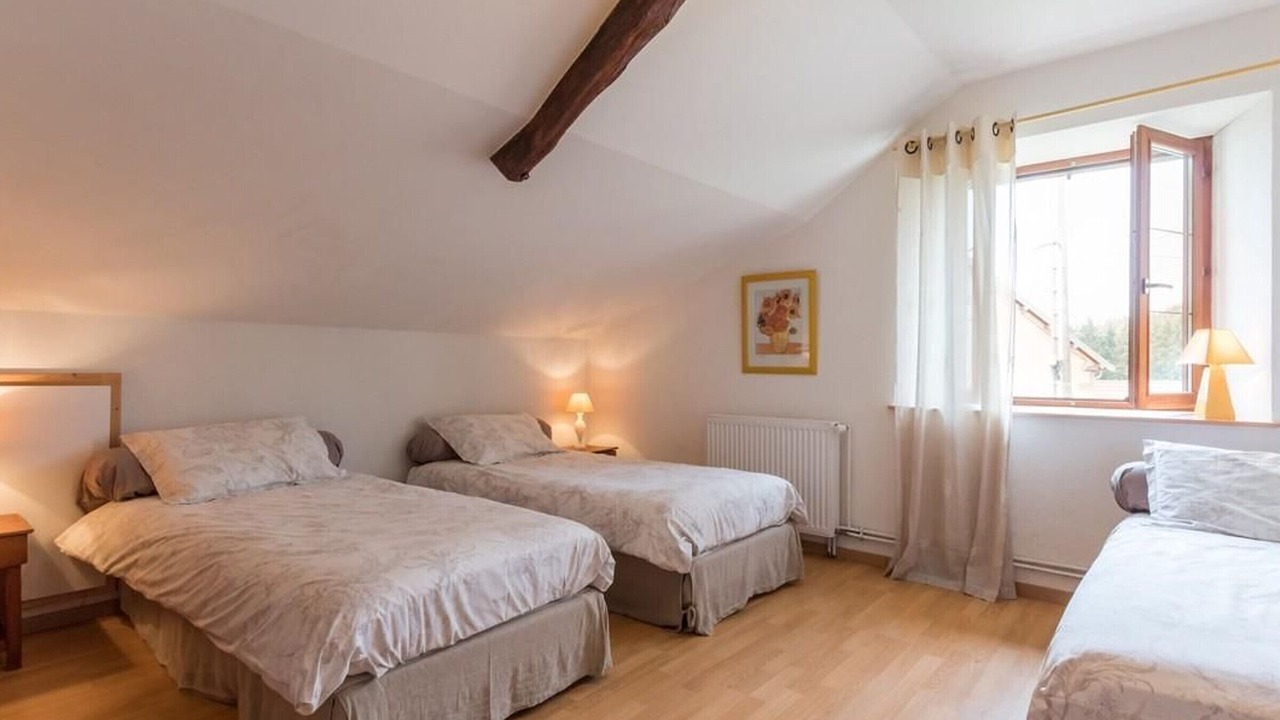 Photo of Bedroom in La Longine