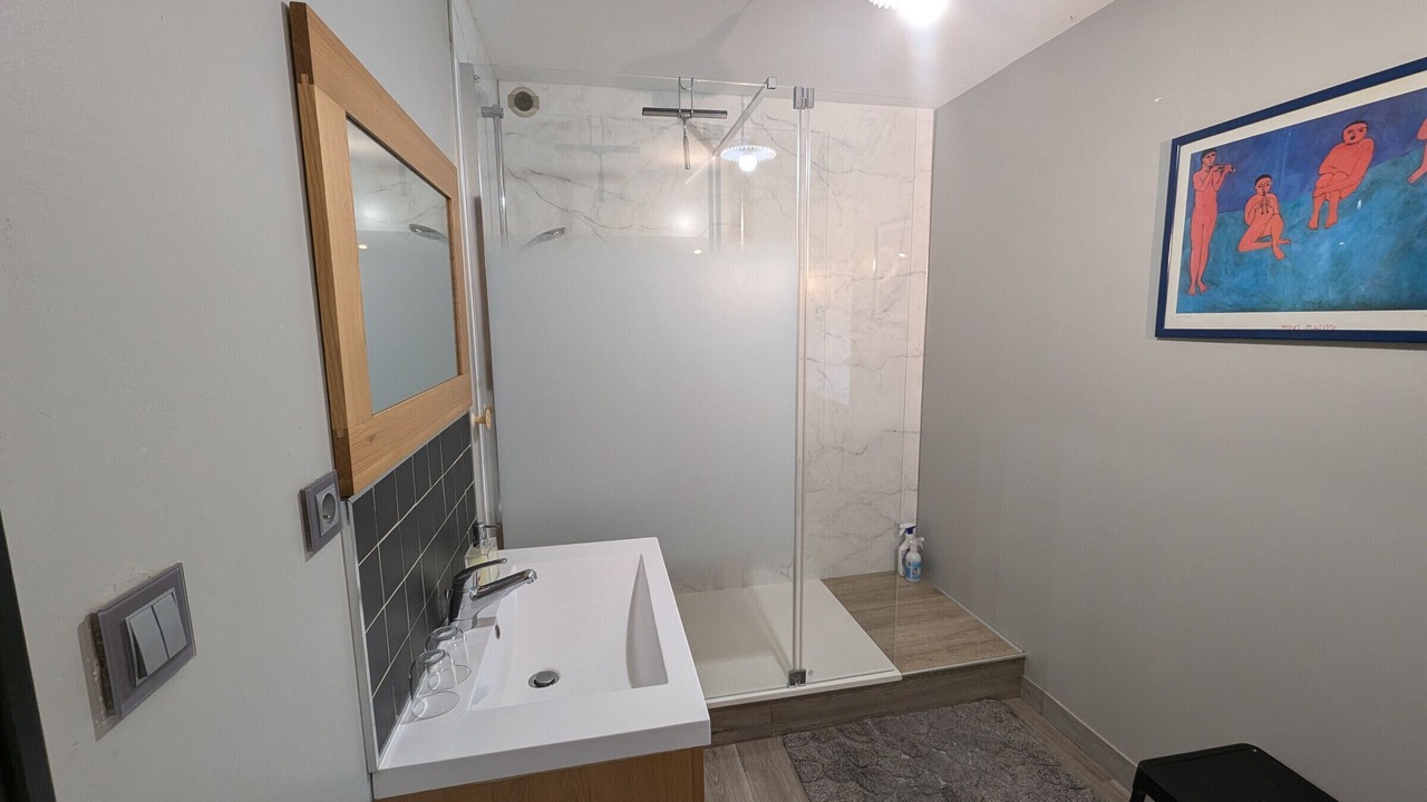 Photo of Bathroom in Esprels