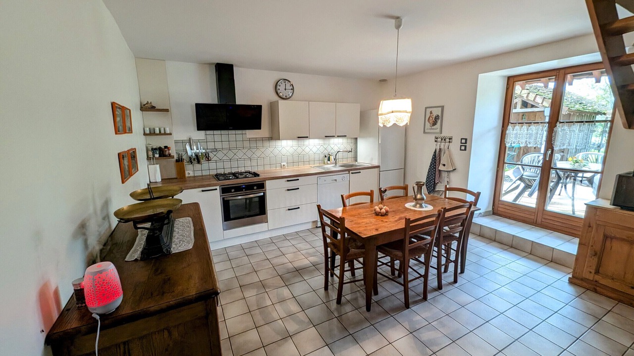 Photo of Kitchen in Esprels