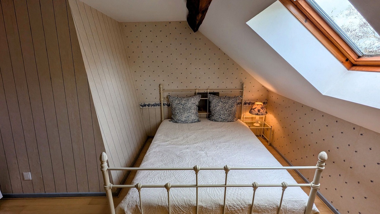 Photo of Bedroom in Esprels