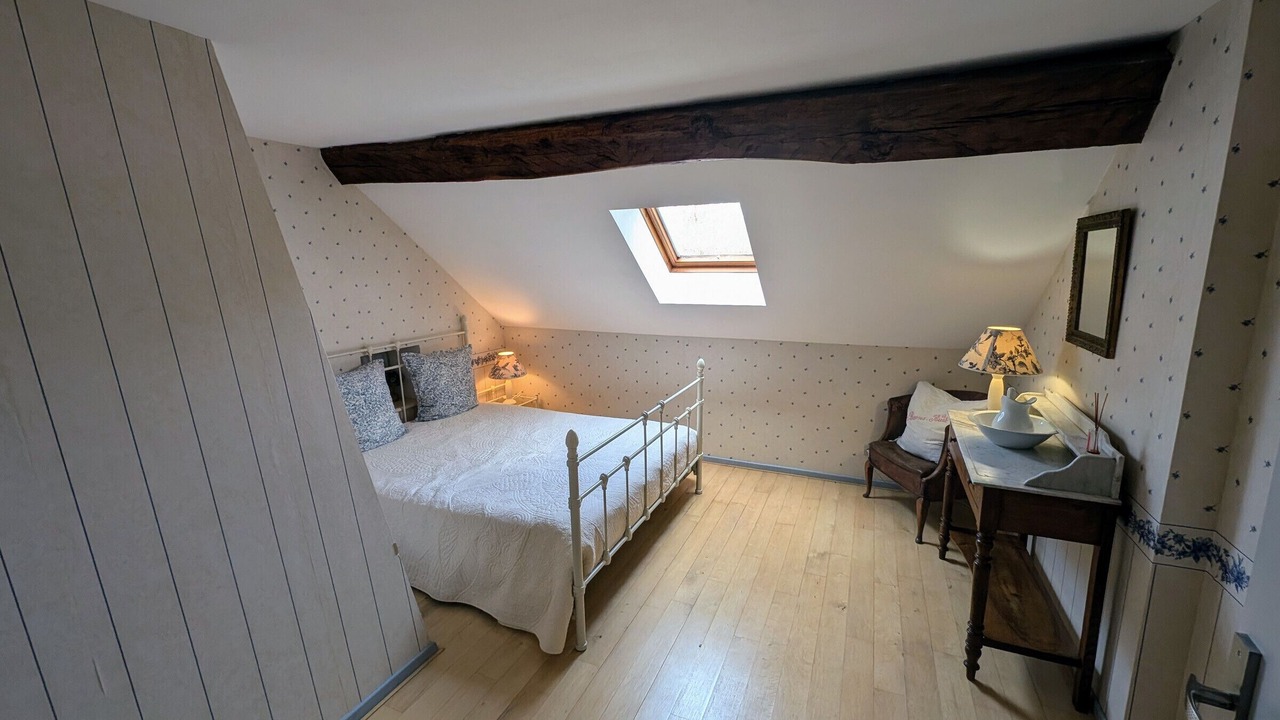 Photo of Bedroom in Esprels
