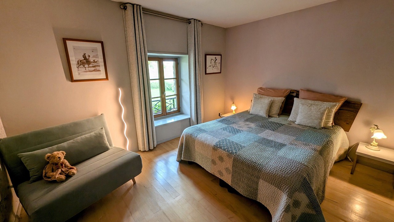 Photo of Bedroom in Esprels