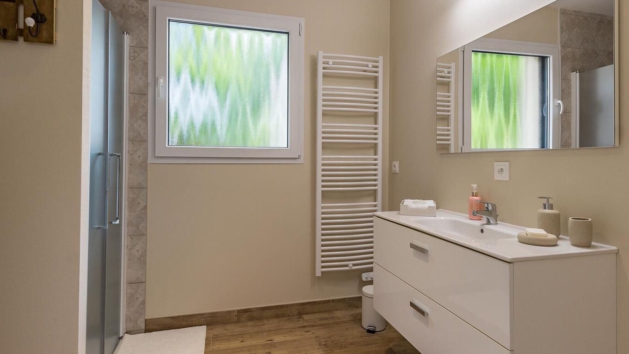 Photo of Bathroom in Gy