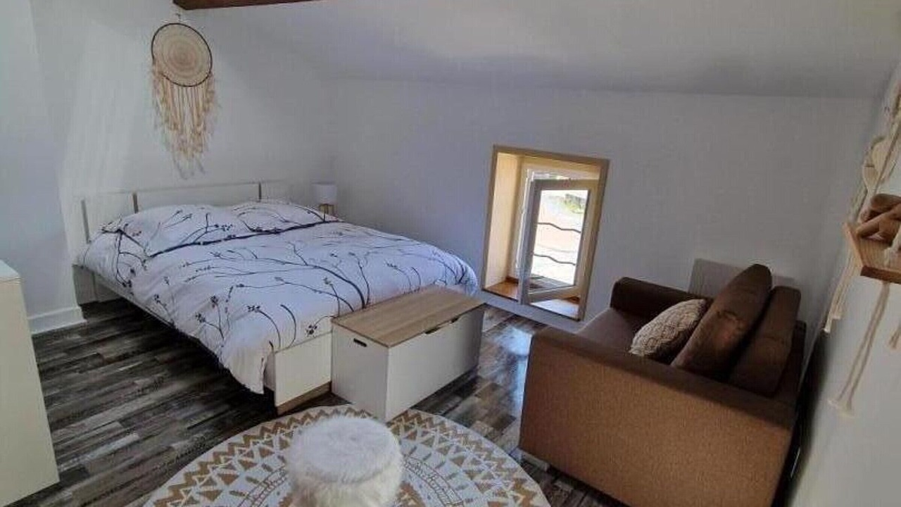 Photo of Bedroom in Saint-Nicolas-des-Biefs