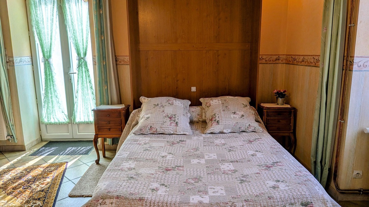 Photo of Bedroom in Choye