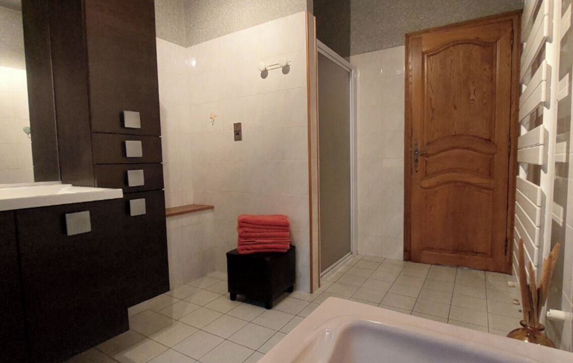 Photo of Bathroom in Saint-Pierre-de-Colombier