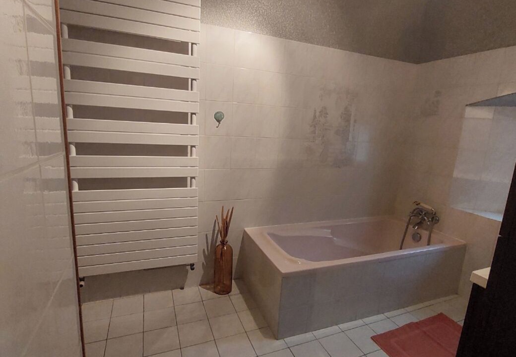 Photo of Bathroom in Saint-Pierre-de-Colombier