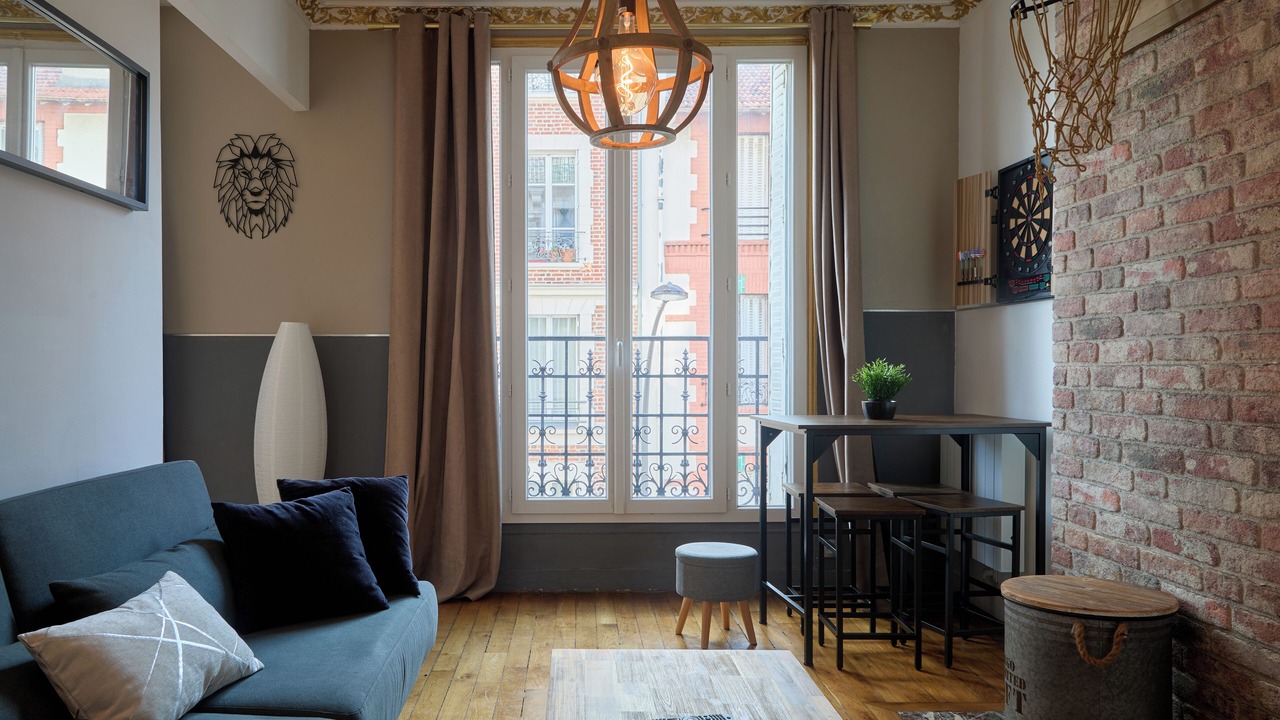 Photo of Livingroom in Louis Bertrand-Mirabeau-Semard