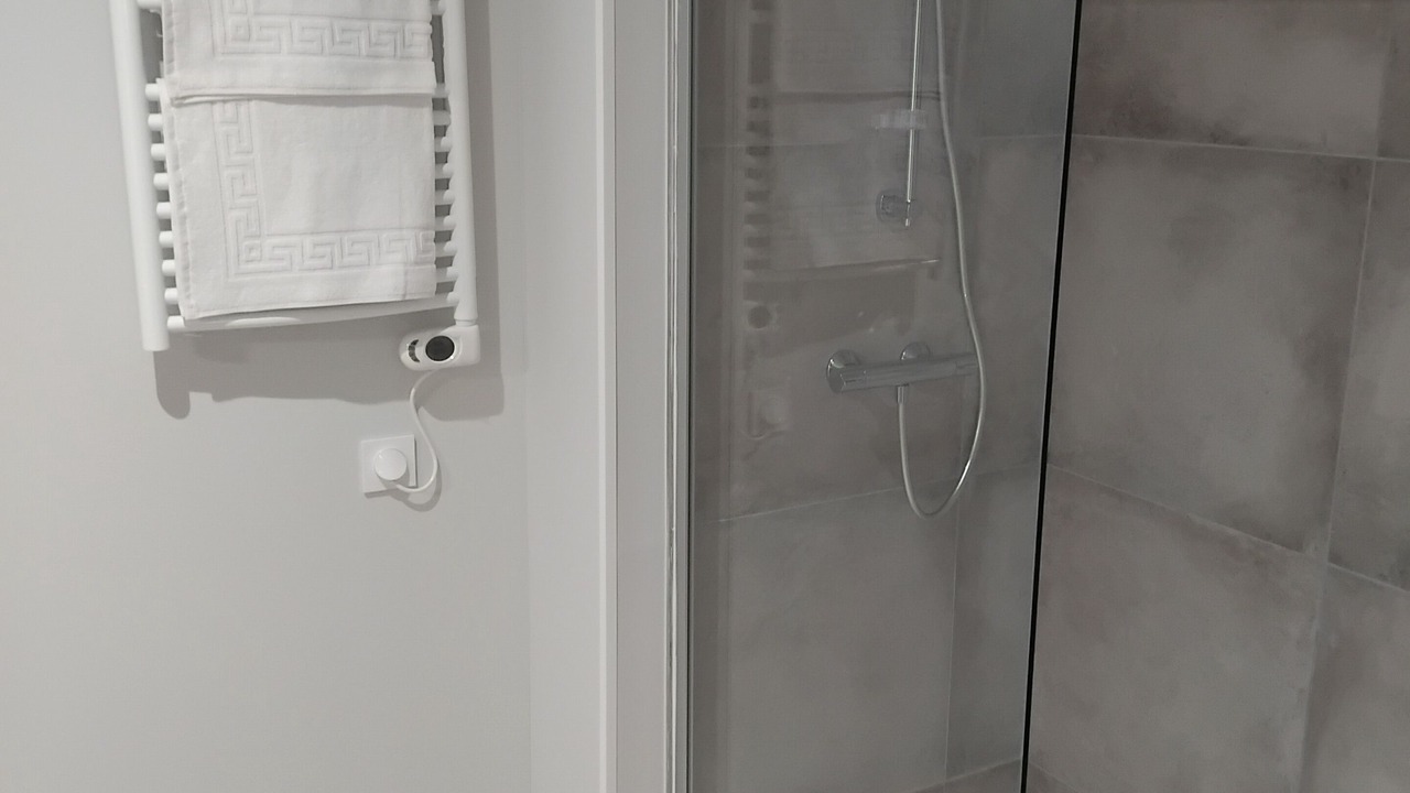 Photo of Bathroom in Paray-Vieille-Poste