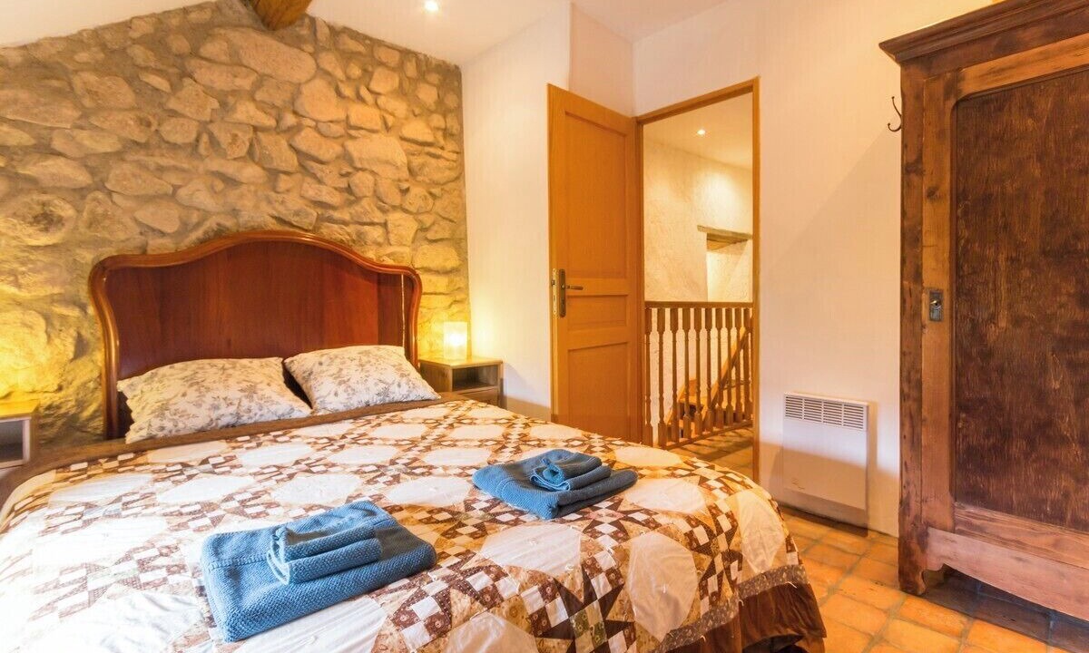 Photo of Bedroom in Ouroux-en-Morvan