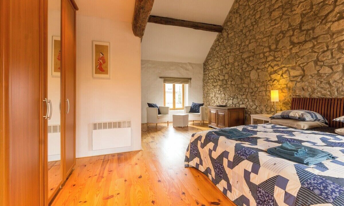 Photo of Bedroom in Ouroux-en-Morvan