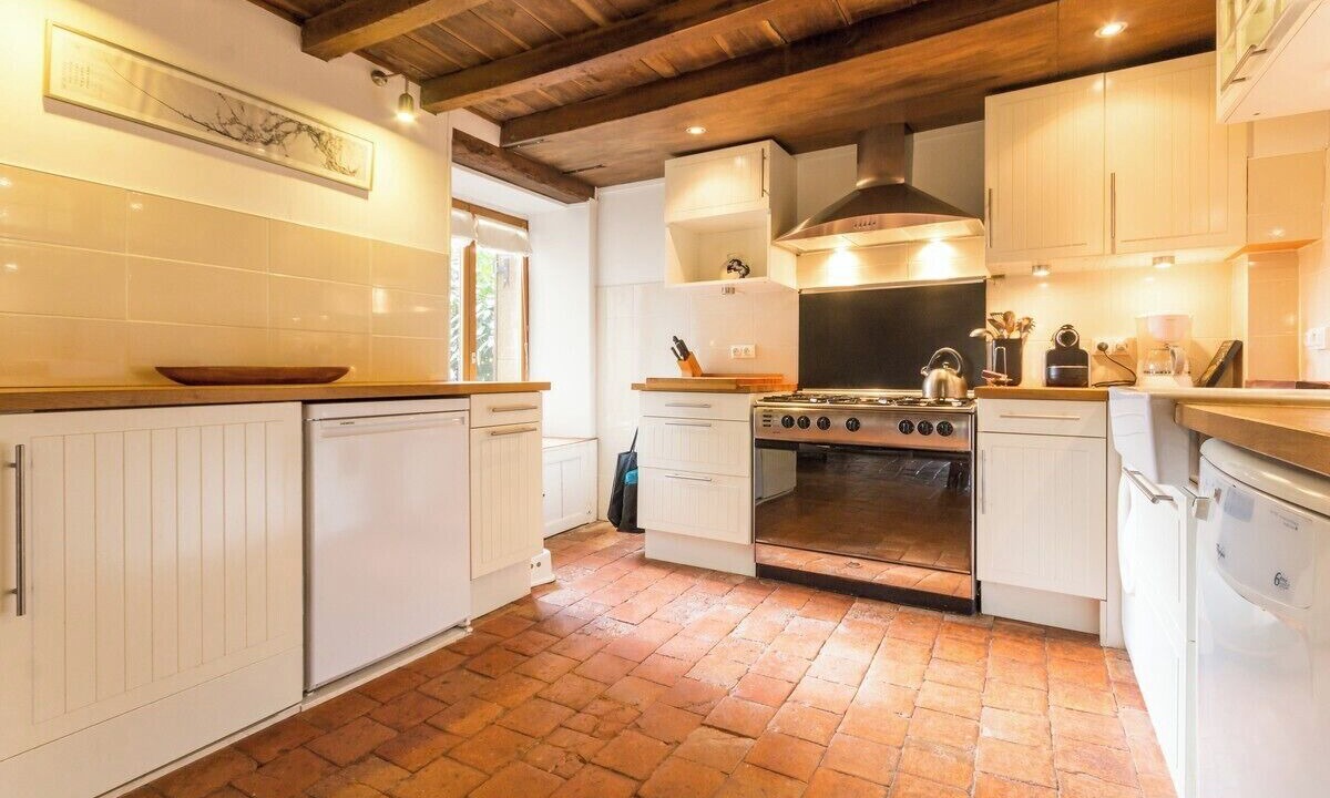 Photo of Kitchen in Ouroux-en-Morvan