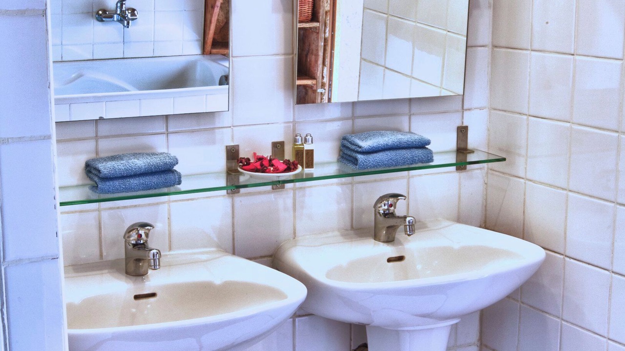 Photo of Bathroom in Ouroux-en-Morvan